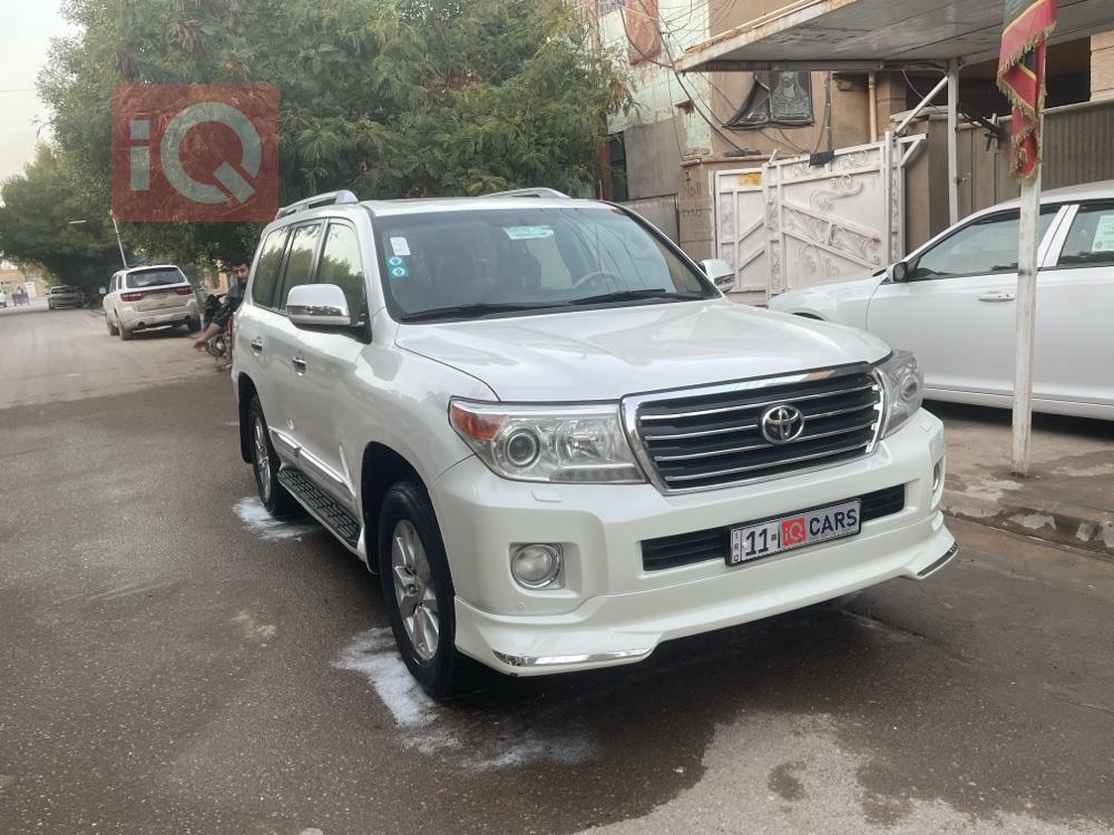 تويوتا لاندكروزر